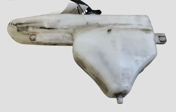 Mazda 6 Coolant expansion tank/reservoir