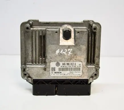 Skoda Fabia Mk2 (5J) Engine control unit/module 045906013Q