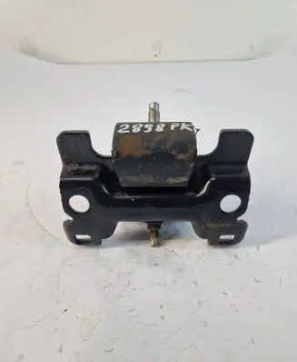 Nissan Navara D23 Engine mount bracket 11220