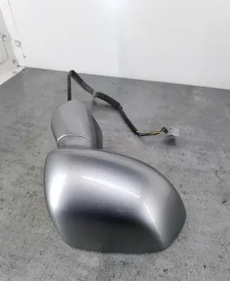 Honda Jazz Front door electric wing mirror 7335