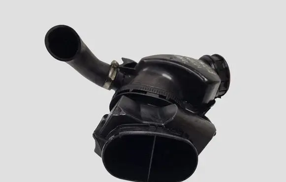 Mercedes-Benz E W213 Turbo air intake inlet pipe/hose A6540904300