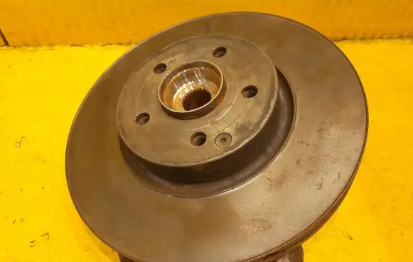 Mercedes-Benz C W204 Front wheel hub spindle knuckle