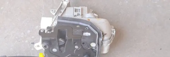 Audi A7 S7 4G Front door lock 8J2837016E