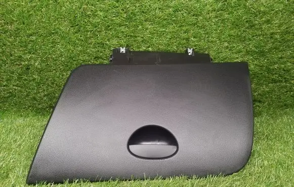 Seat Leon (1P) Glove box set 1P1857103 1P1857095