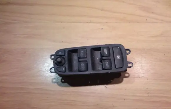 Volvo V50 Electric window control switch 30710787