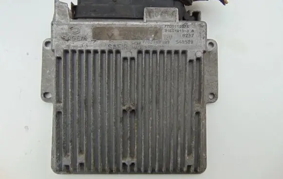 Renault Kangoo I Engine control unit/module 7700868293