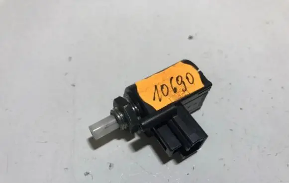 Brake pedal sensor switch