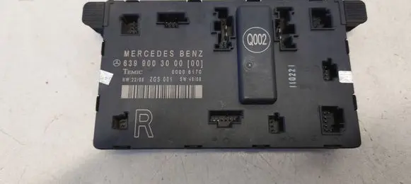 Mercedes-Benz Vito Viano W639 Door control unit/module A6399003000 6399003000