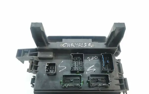 Chrysler 300 - 300C Fuse module 16238AC 7140179830