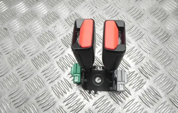 Volvo S90, V90 Front seatbelt buckle 32239048 M4933