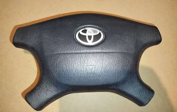 Toyota Avensis T220 Steering wheel airbag 35010530500728