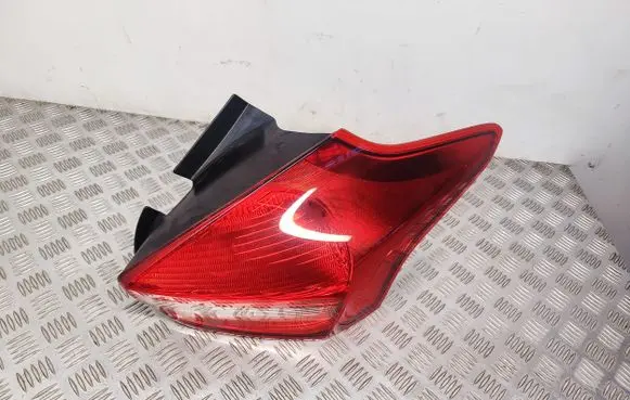Ford Focus Rear/tail lights F1EB13404BC