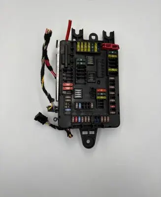 BMW 1 F20 F21 Fuse module 9337881 19447000001