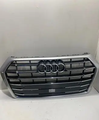 Audi Q3 8U Front bumper upper radiator grill 3QA853651C 80A853651E 80A853651D