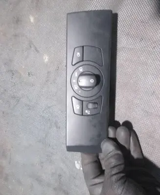 BMW 5 E60 E61 Light switch 6925287 33290401 00040383016004