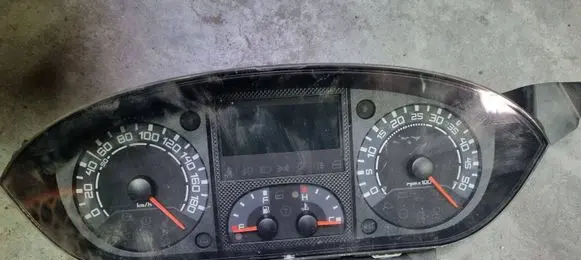 Iveco Daily 35 - 40.10 Speedometer (instrument cluster) 69500156 503001480100