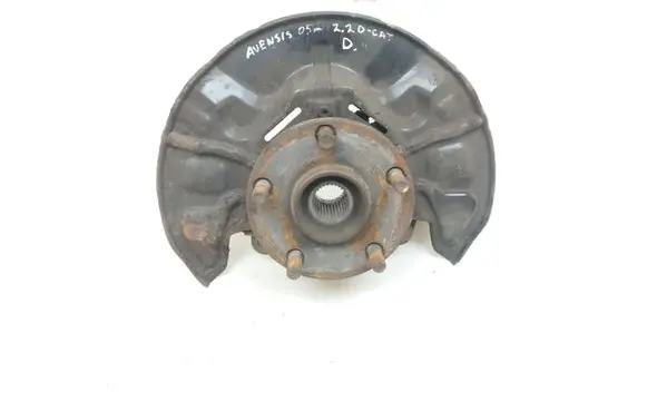 Toyota Avensis T250 Front wheel hub