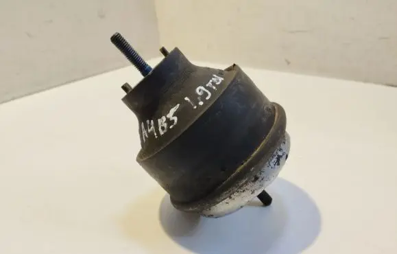Audi A4 S4 B5 8D Engine mount bracket 8D0199379AC