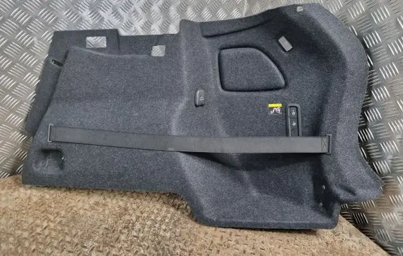 Trunk/boot lower side trim panel