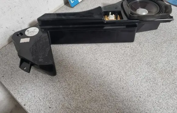 BMW 7 E38 Front door speaker 8352459 4913430432 65138352431