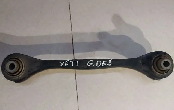Skoda Yeti (5L) Rear control arm 1K0501529H
