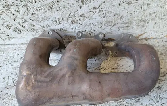 Porsche 911 Exhaust manifold