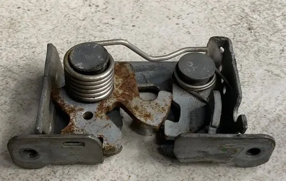 BMW X5 E70 Engine bonnet/hood lock/catch 7178754