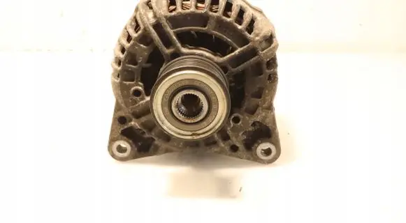 Nissan Qashqai Generator/alternator 0124525140