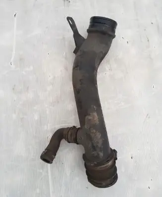 Land Rover Discovery 4 - LR4 Intercooler hose/pipe AH229F876BB