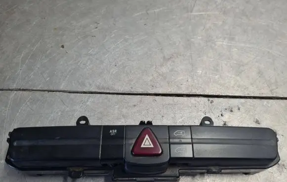 Volkswagen Crafter Hazard light switch 9065454107 3368120105
