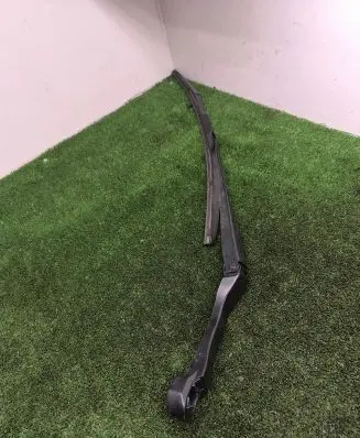Land Rover Discovery 5 Front wiper blade arm 234A1