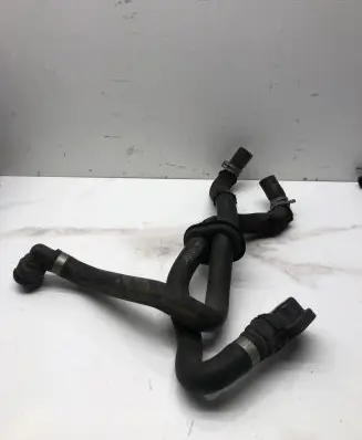 Volkswagen PASSAT B5.5 Engine coolant pipe/hose 8B0819371D