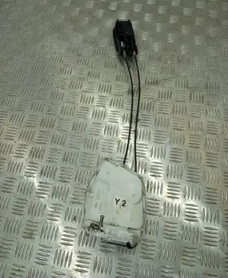 Suzuki SX4 Front door lock