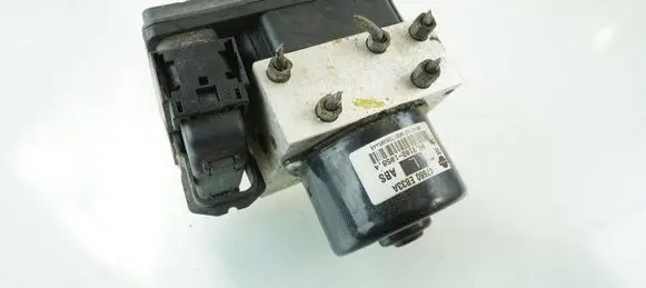 Nissan Navara D40 ABS Pump 47660EB33A