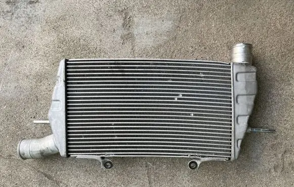 Mitsubishi Lancer Evolution Intercooler radiator