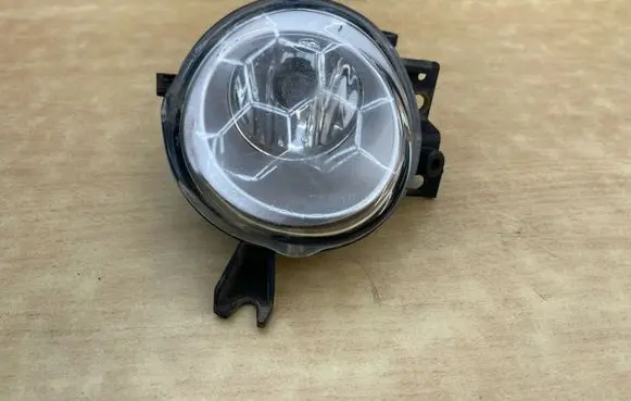 Volkswagen Touareg I Front fog light 7L6941699B