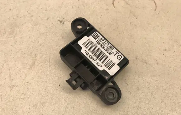 Opel Zafira A Airbag deployment crash/impact sensor 09133263 TGS0097255F