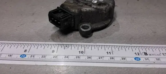 Audi A6 S6 C5 4B Camshaft position sensor 058905161B 0232101024