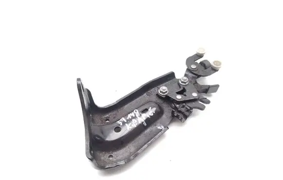 Seat Alhambra (Mk2) Sliding door lower roller guide/hinge 7N0843397D