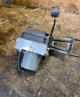 BMW X3 E83 ABS Pump 3439781 3439820