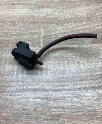 BMW 3 E46 Turbo solenoid valve 1712712