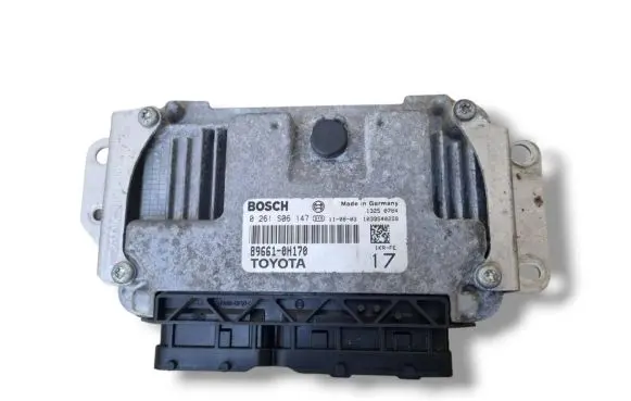 Peugeot 107 Engine control unit/module ECU 0261S06147 89661-0H170