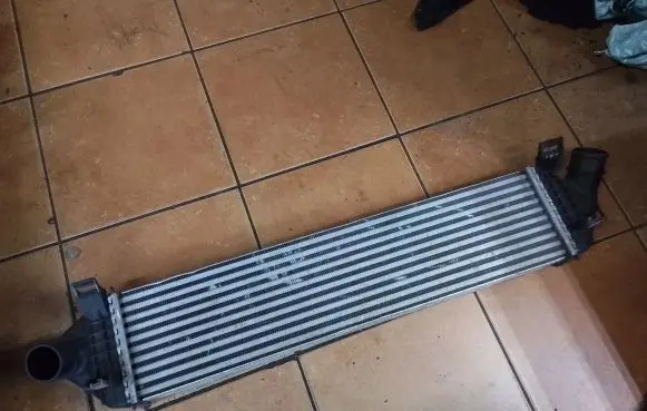 Volvo S40 Intercooler radiator 9M519L440AC 8ML376746581 8ML376746