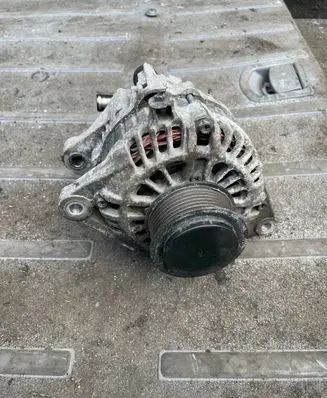 KIA Sorento Generator/alternator 373004A112 TA000A62401
