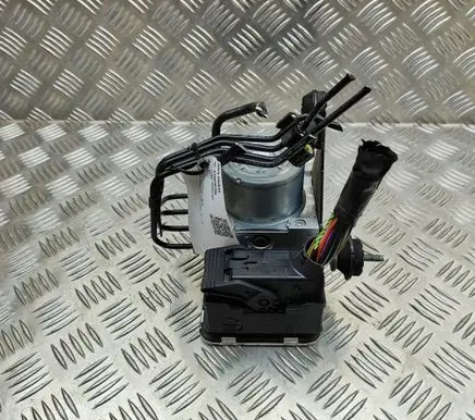 Volvo S90, V90 ABS Pump 31680098 P31680101