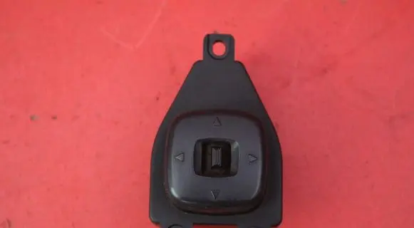 Mazda 3 I Mirror heating switch BJOE66600