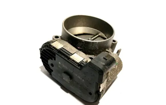 Audi A8 S8 D4 4H Throttle valve 077133062A 0280750047 10330