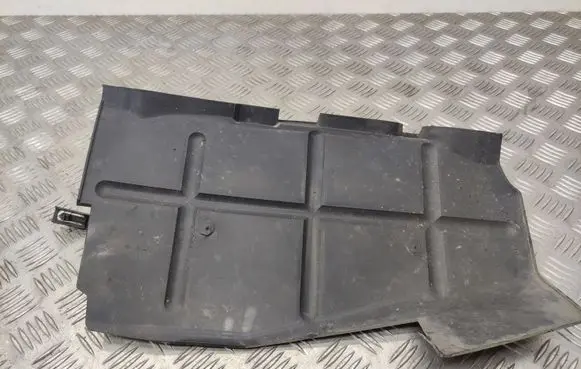 Opel Vivaro Intercooler air guide/duct channel 8200422680 93854604