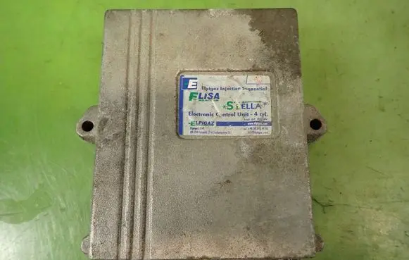 Renault Megane II LP gas control unit module 