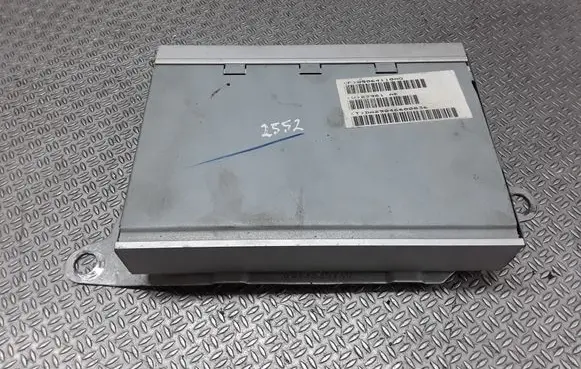 Dodge Caliber Sound amplifier 05064118AG